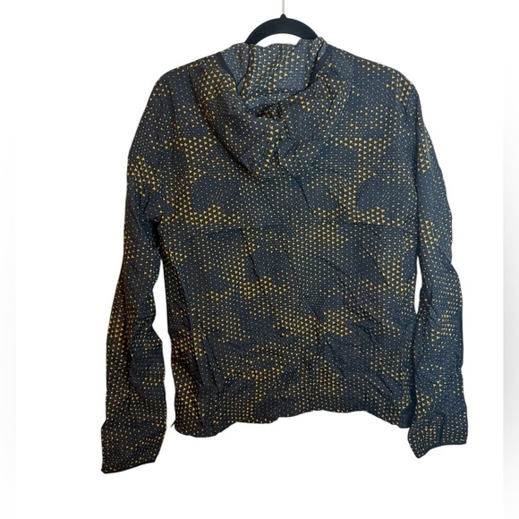 Gymshark Men’s Sport Windbreaker Jacket - Picture 2 of 5